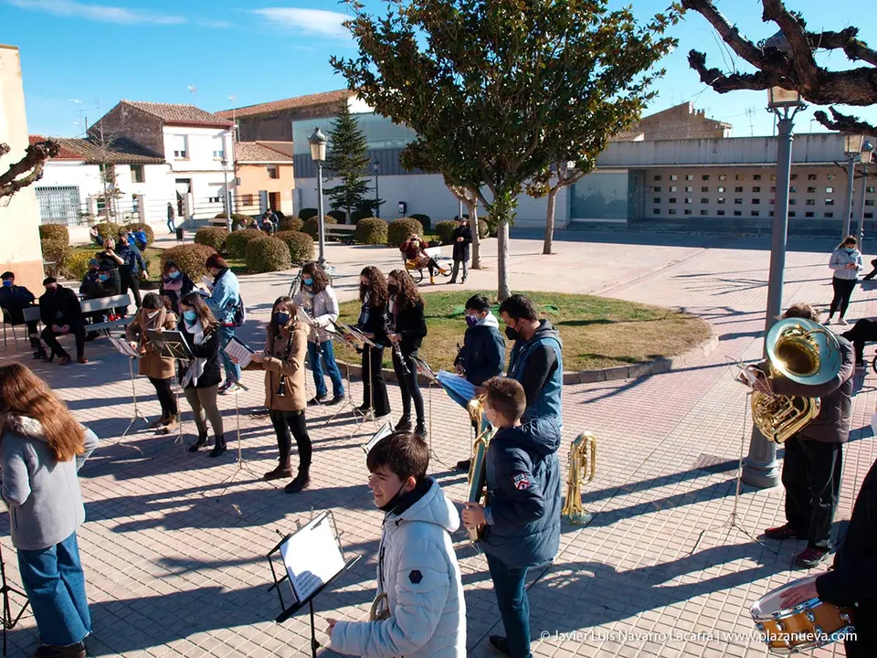 Fiestas de San Ant&oacute;n 2021 en Bu&ntilde;uel - Orquesta 4