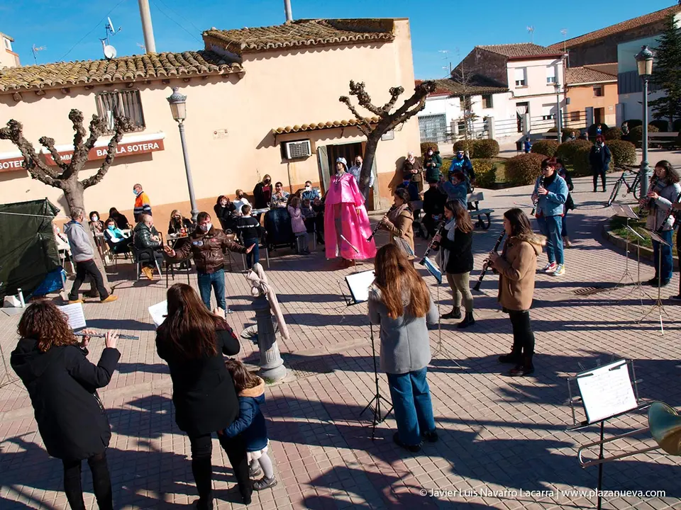 Fiestas de San Ant&oacute;n 2021 en Bu&ntilde;uel - Orquesta 5