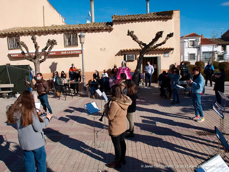 Fiestas de San Ant&oacute;n 2021 en Bu&ntilde;uel - Orquesta 6