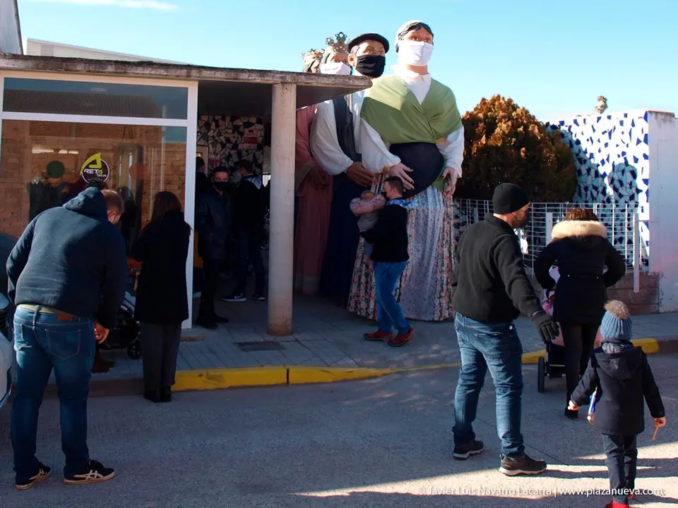 Fiestas de San Ant&oacute;n 2021 en Bu&ntilde;uel - Gigantes 2