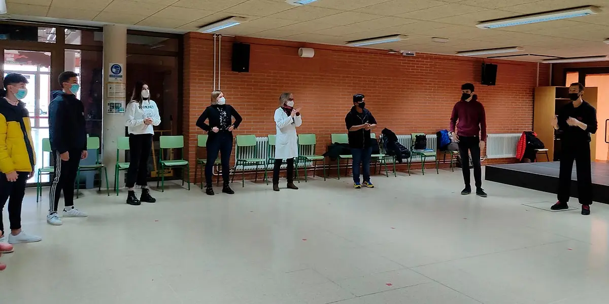 Taller de percusi&oacute;n corporal con Txus Egu&iacute;laz en el IES Valle del Ebro