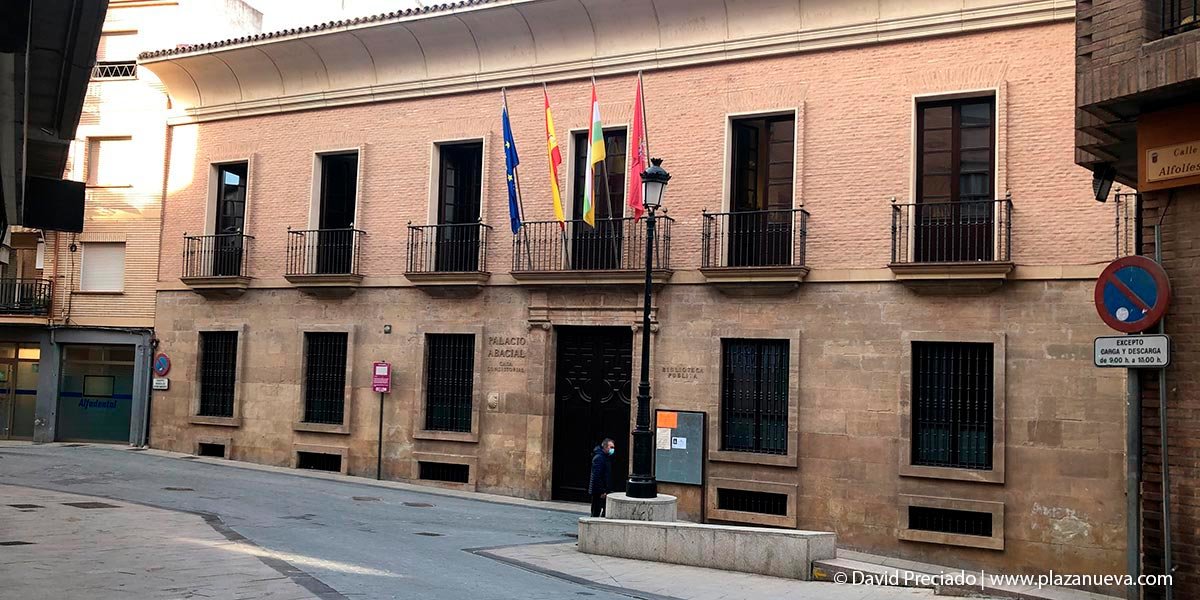 Ayuntamiento de Alfaro, Palacio Abacial, Consistorio de Alfaro