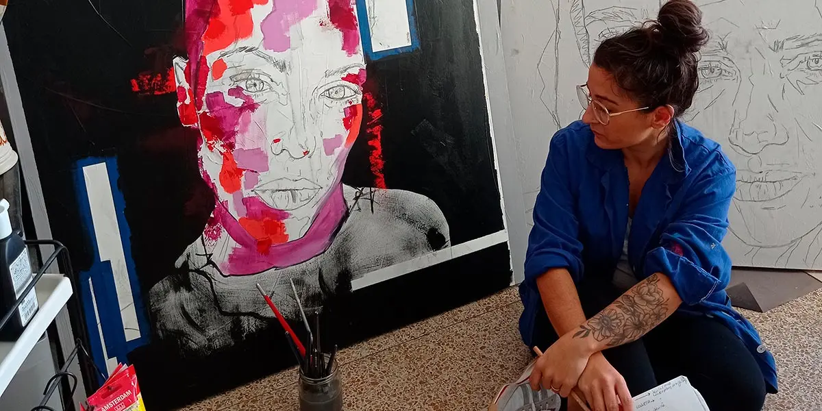 La castejonera Pilar Yanguas Atienza, m&aacute;s conocida como Pilarcho Art, es dise&ntilde;adora y artista pl&aacute;stica, licenciada en Publicidad y Relaciones P&uacute;blicas y M&aacute;ster en Ilustraci&oacute;n Publicitaria y Editorial