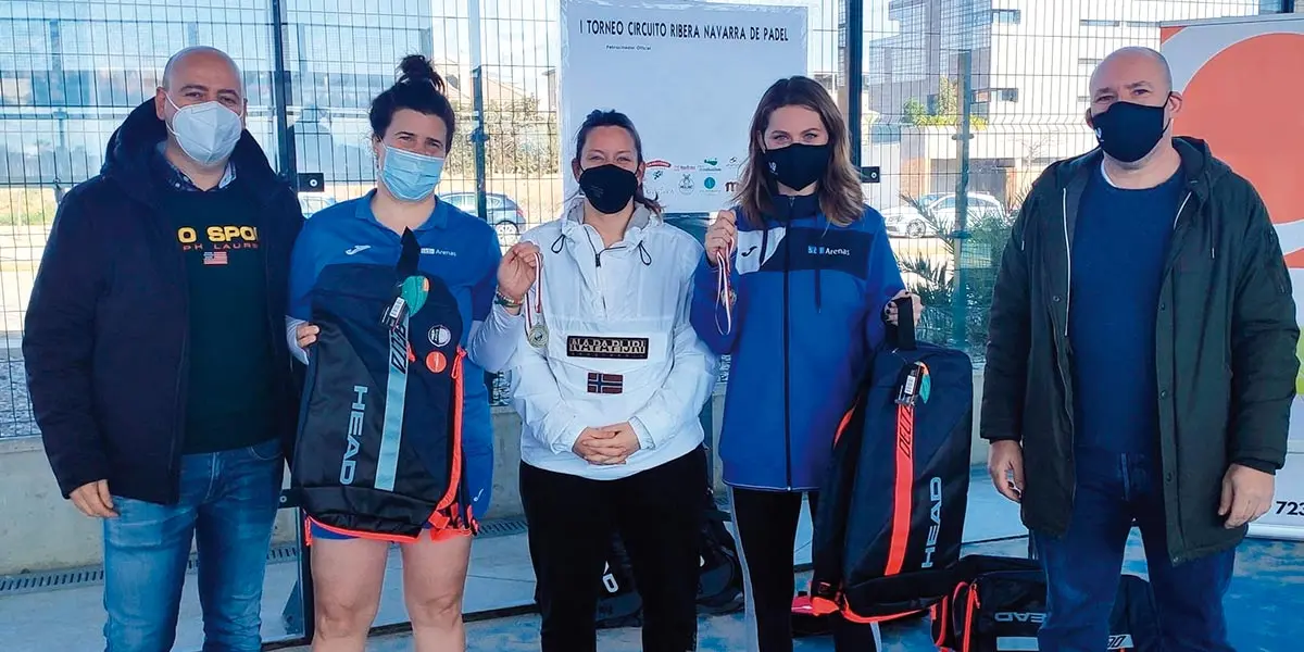 Campeonas primera categor&iacute;a padel