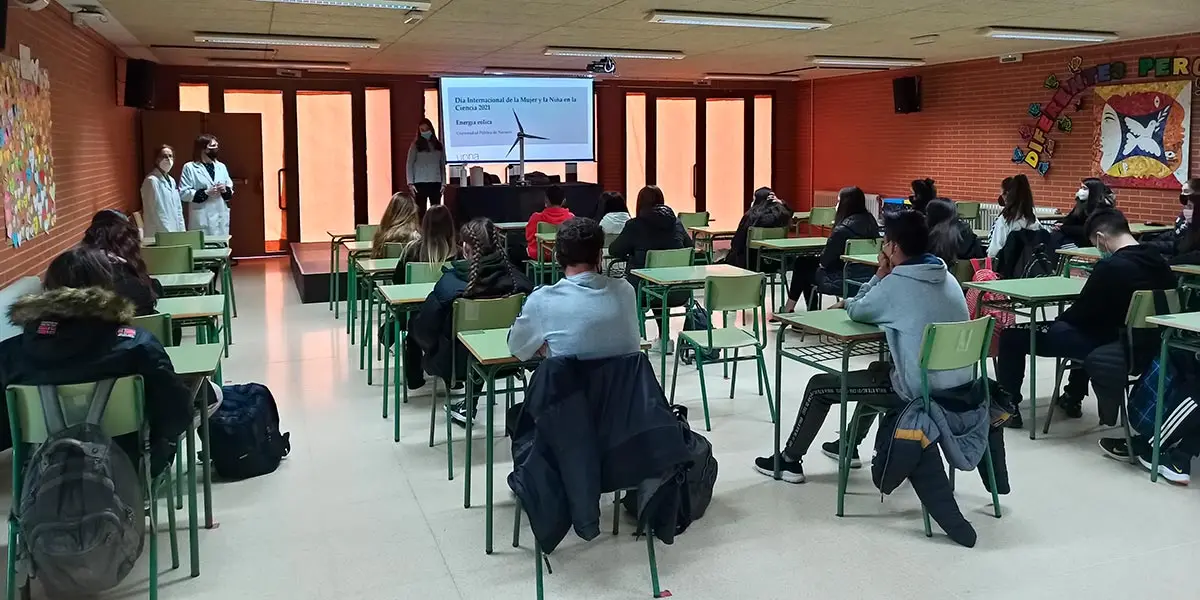 El IES Valle del Ebro celebr&oacute; el D&iacute;a internacional de la mujer y la ni&ntilde;a en la ciencia 3