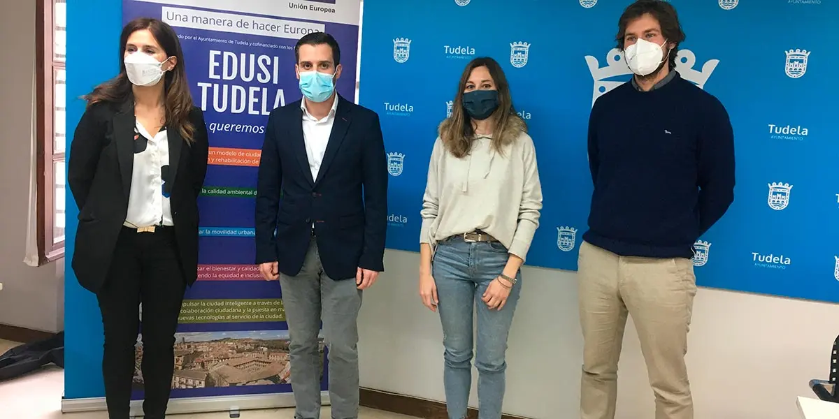 El responsable del &Aacute;rea de Desarrollo Urbano Sostenible, Zeus P&eacute;rez, estuvo acompa&ntilde;ado de los arquitectos Marta Garc&iacute;a y Andr&eacute;s Taberna y de Amaya Pardo (Nasuvinsa)