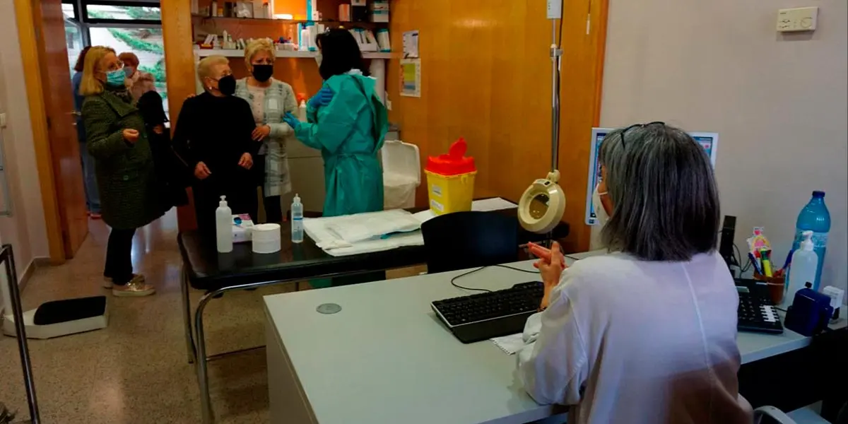 Vacunaci&oacute;n en el Centro de Salud de Cintru&eacute;nigo