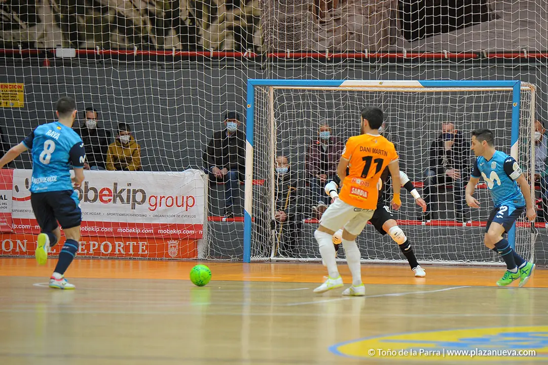 210418_INTER_74343