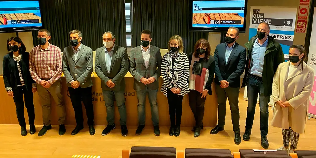 El acto ha contado con la presencia de Alejandro Toquero, Sergio Villava, Teresa Montoro, Izaskun Go&ntilde;i, Jos&eacute; M&ordf; Agramonte, Gorka Garc&iacute;a y Jorge Os&eacute;s, entre otras personalidades