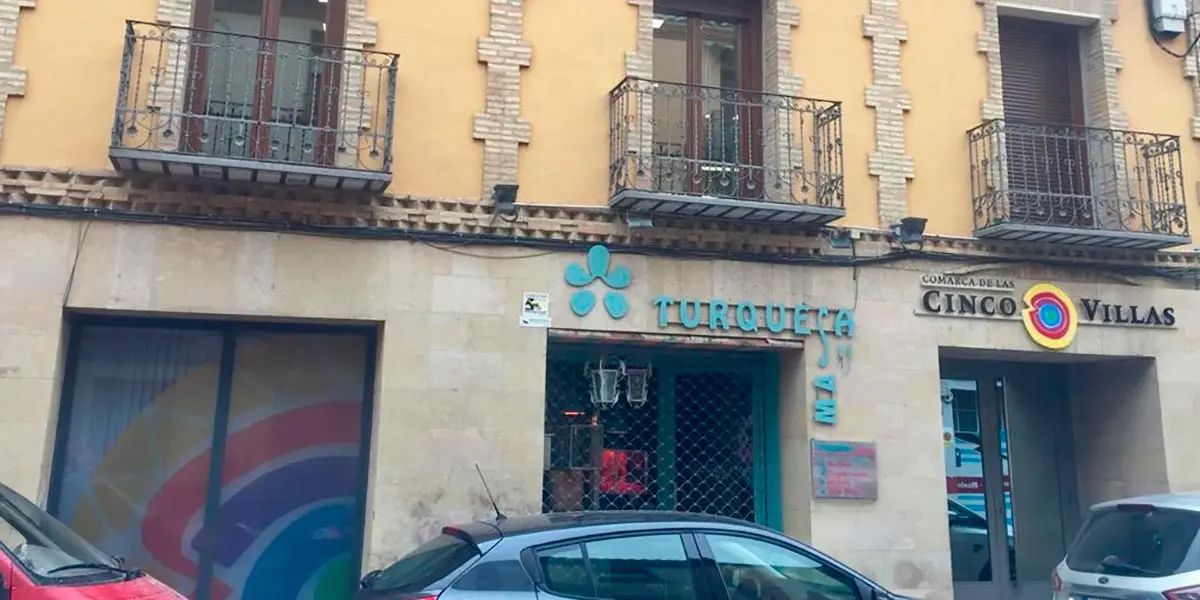 La Comarca de las Cinco Villas se cierra perimetralmente por los datos positivos de Covid 19. En la imagen, la sede comarcal, situada en la calle Justicia Mayor de Arag&oacute;n de Ejea de los Caballeros