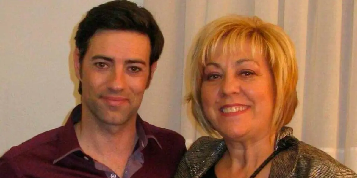 El padre de Selma es tenor y su madre es miembro de la orquesta Tarantella