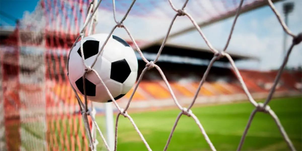 gol f&uacute;tbol bal&oacute;n redes porter&iacute;a