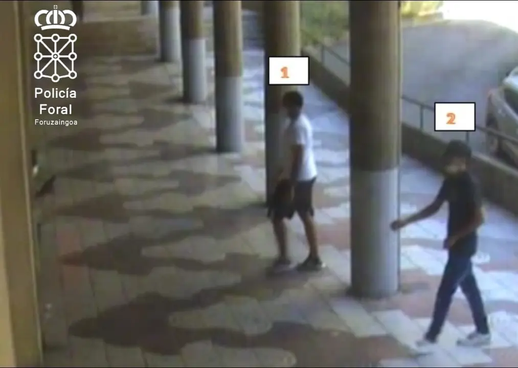 Momento en el que los implicados van a acceder al portal