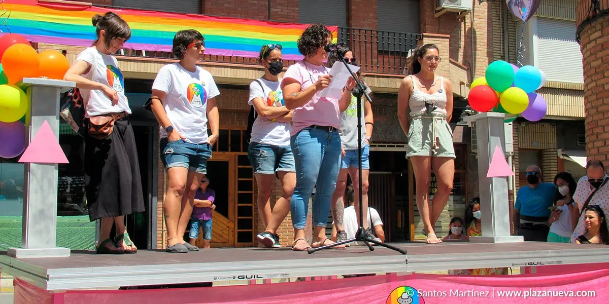 Lectura manifiesto LGTBIQ+ Somos Marte 4