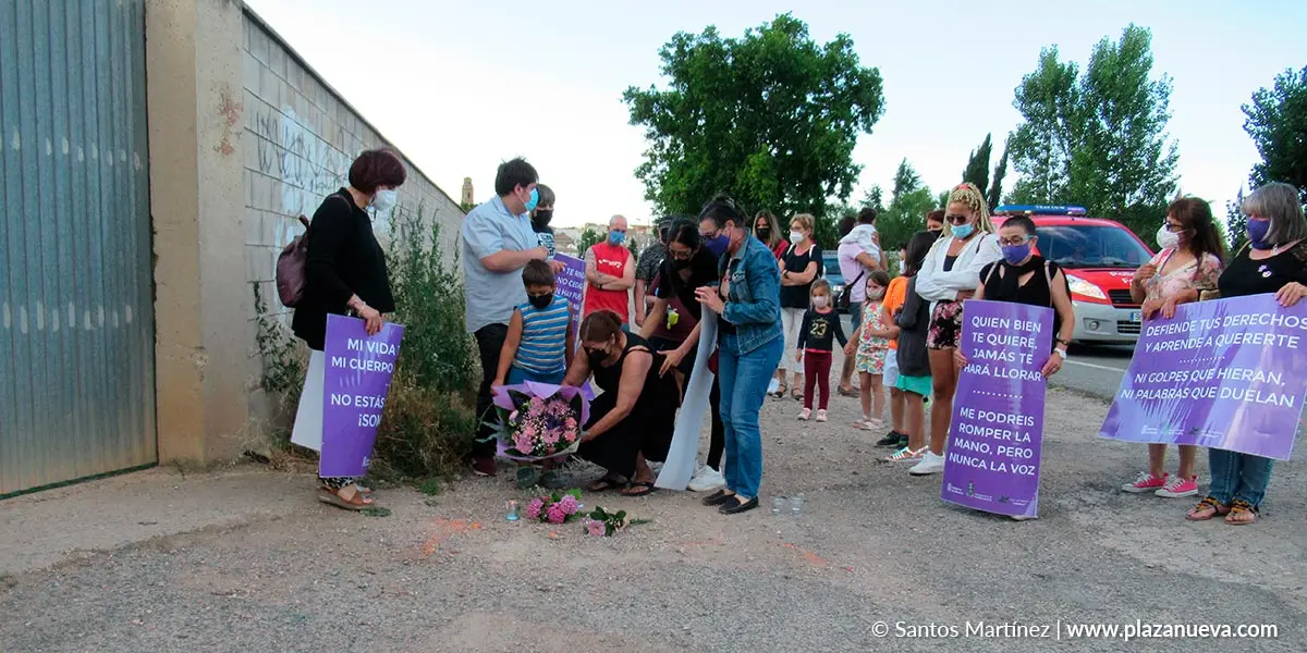 Concentraci&oacute;n por el asesinato de Pilar Berrio Jim&eacute;nez 4