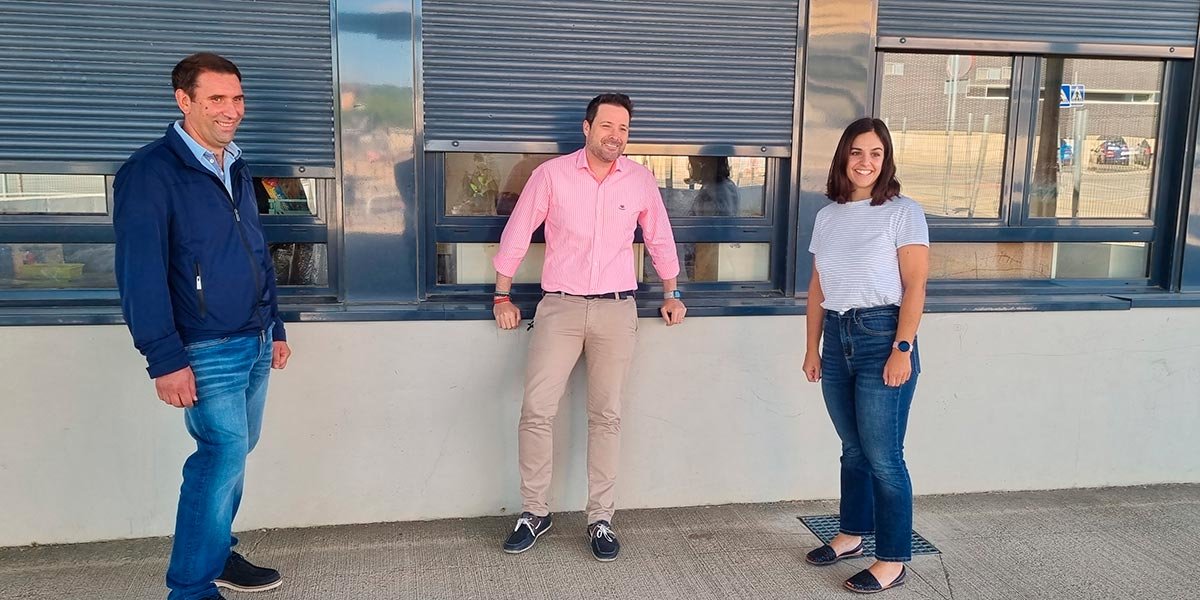 El alcalde de Tudela, Alejandro Toquero, visitó la escuela de verano organizada por ANA