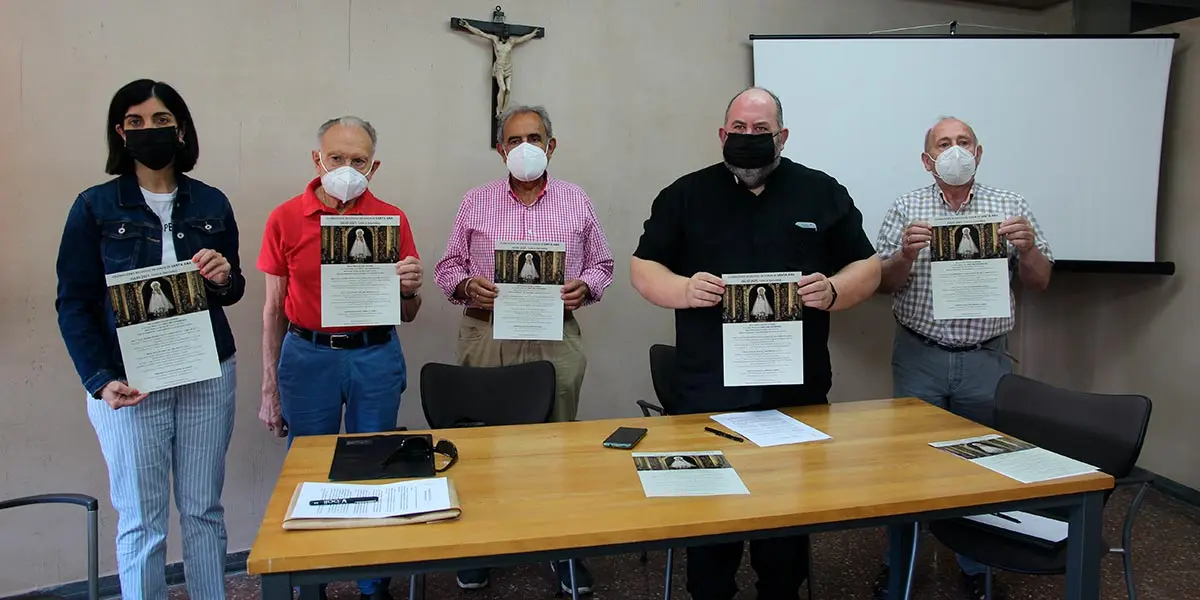 Merche A&ntilde;&oacute;n, Luis Eduardo Gil Munilla, Agust&iacute;n Albo, Jos&eacute; Javier L&oacute;pez Bailo y Jes&uacute;s Arz (Foto Diario de Navarra)