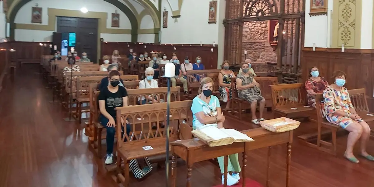 Nueva iluminaci&oacute;n Iglesia del Carmen 1