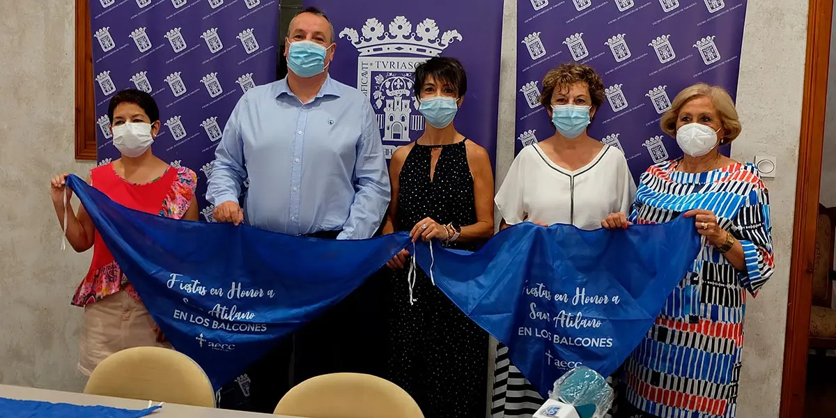 El Ayuntamiento colabora de nuevo con la AECC con la venta de pa&ntilde;oletas