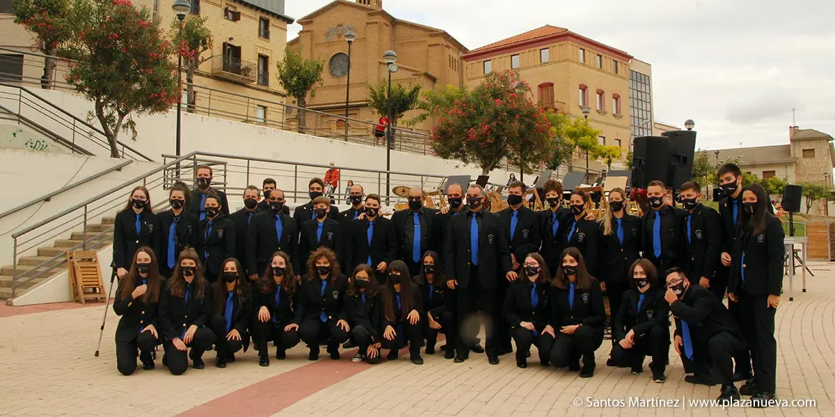Concierto conjunto de la Banda&nbsp;de M&uacute;sica y la Comparsa&nbsp;de Gigantes de Murchante 4
