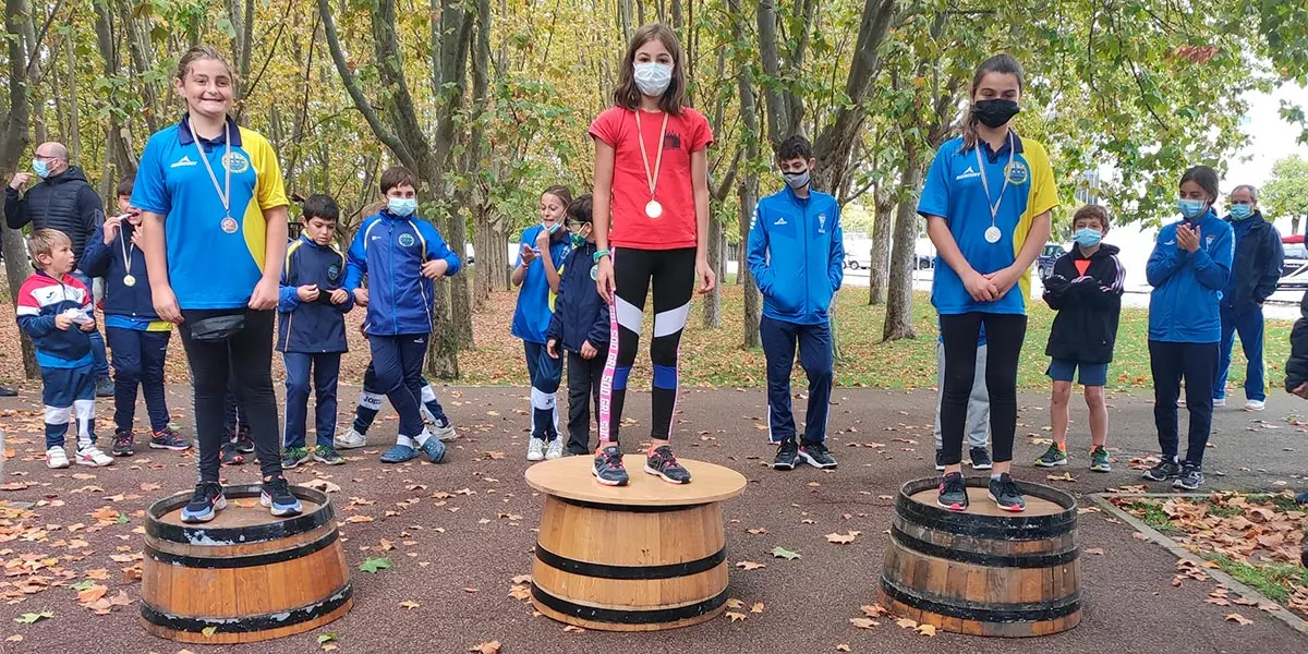 El resultado m&aacute;s rese&ntilde;able del club fue el obtenido por Judith Reviriego en categor&iacute;a benjam&iacute;n k1 donde lider&oacute; la prueba entrando en primer lugar a meta
