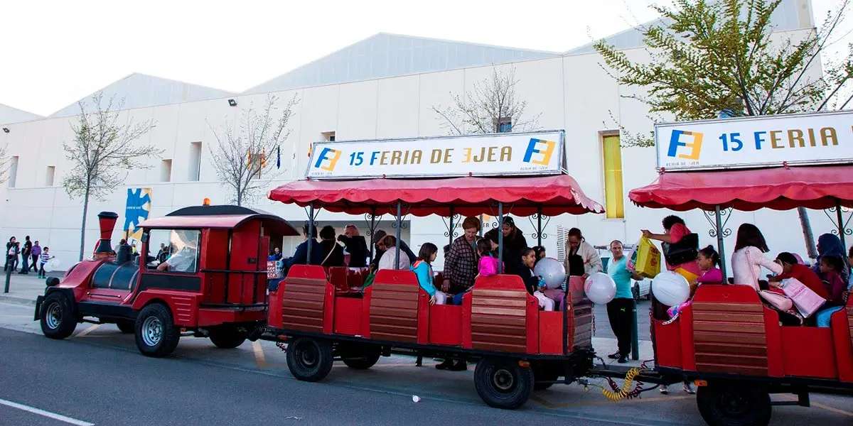 La Feria de Ejea est&aacute; organizada por el Ayuntamiento de Ejea de los Caballeros, la asociaci&oacute;n Ejea Comercio y SOFEJEA, la Agencia Municipal de Desarrollo