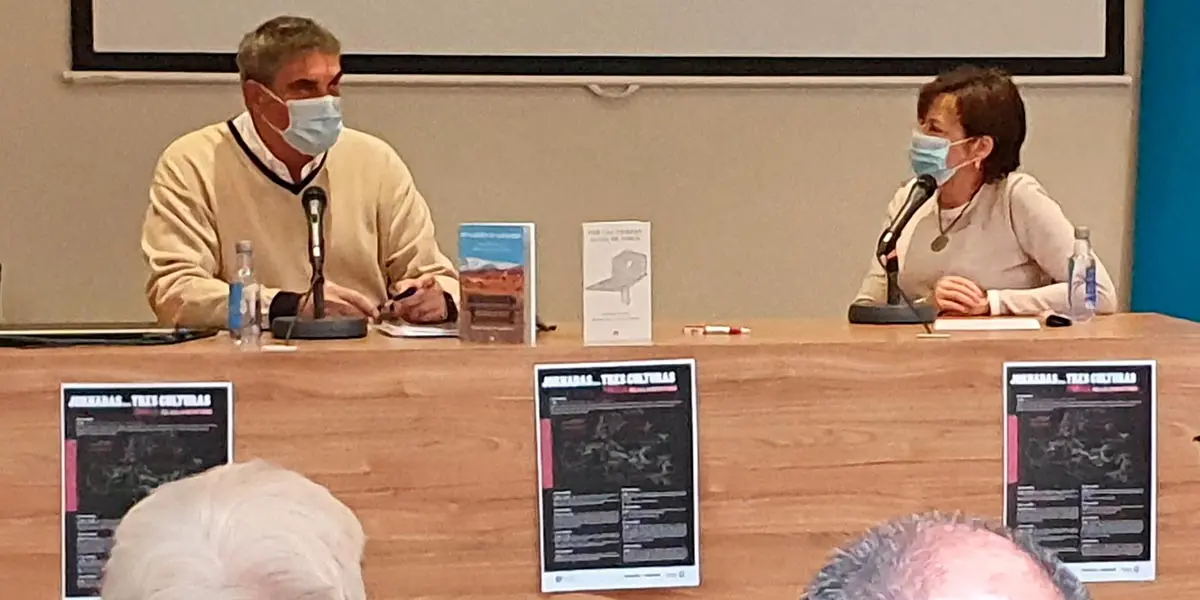 Presentaci&oacute;n en Tudela del nuevo libro de Satur Napal Lecumberri