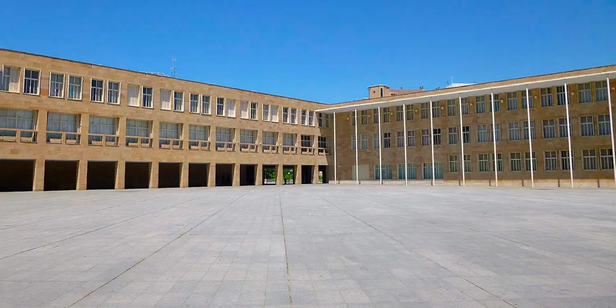 Casa consistorial de Logro&ntilde;o