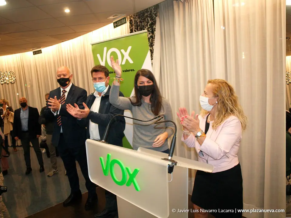 Visita de Macarena Olona (VOX) a Tudela 06