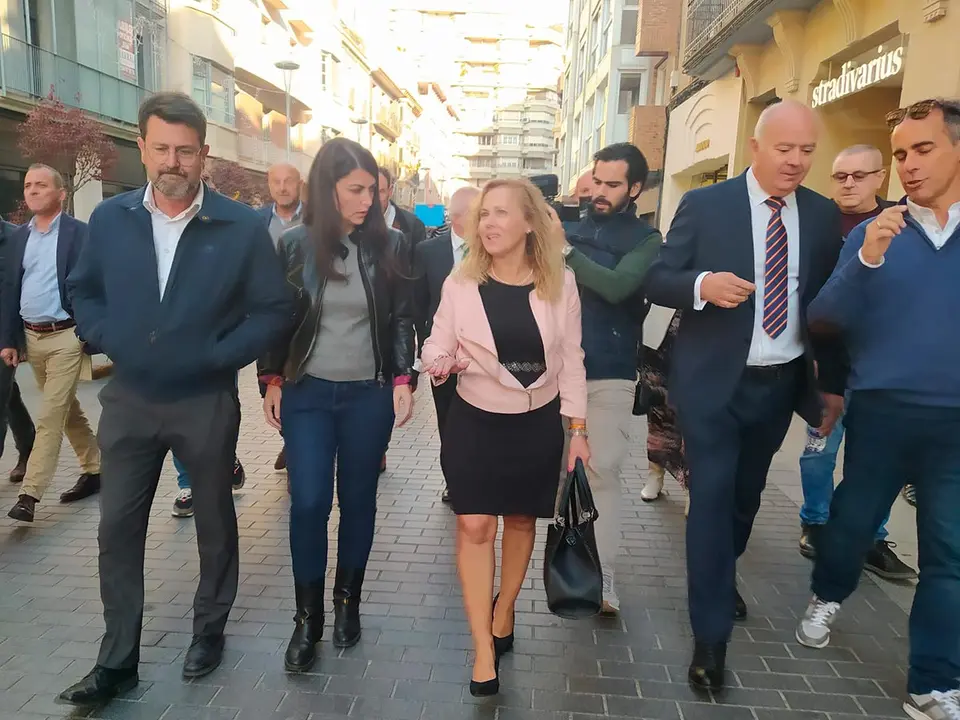Visita de Macarena Olona (VOX) a Tudela 24