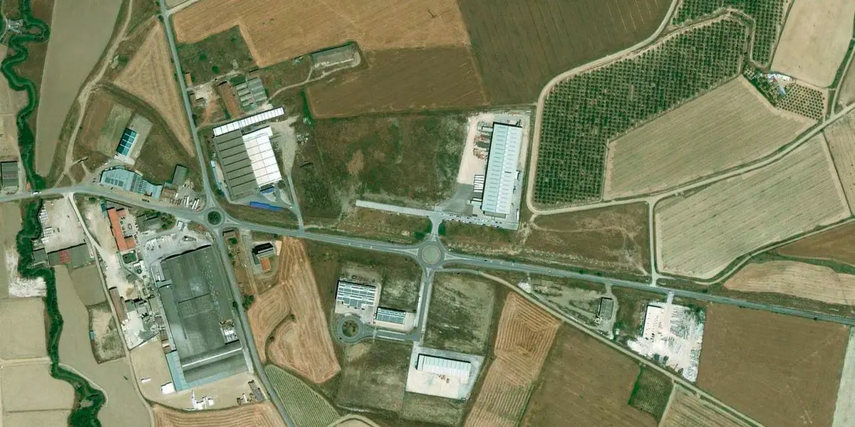 Vista a&eacute;rea del Pol&iacute;gono industrial La Vergalada de Falces y su entorno