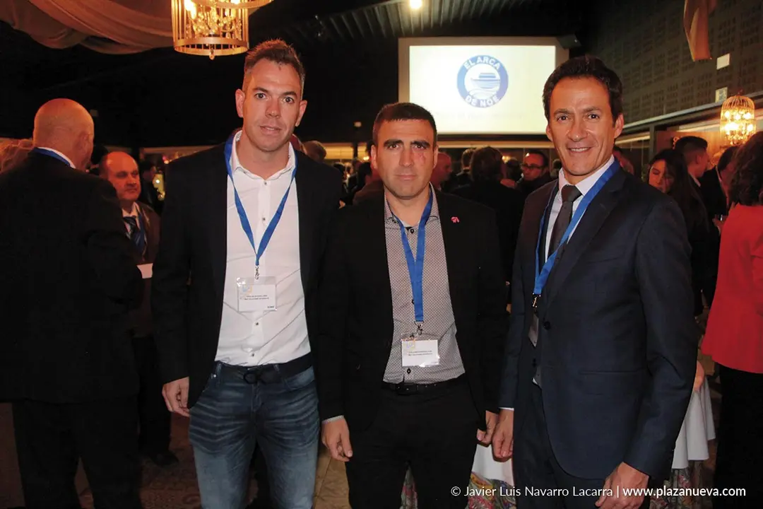 David Salvatierra (MRC), Guillermo Rodr&iacute;guez (MRC) y Agust&iacute;n Sola (Caixabank)
