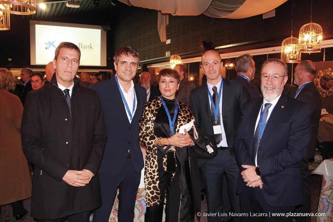 Pello Bayona (Laboral Kutxa), Manuel Corera (Navarra Capital), Marian Alfaro (Navarra Capital), Ra&uacute;l Sim&oacute;n (Jofemar) y C&eacute;sar Zubiri (Jofemar)