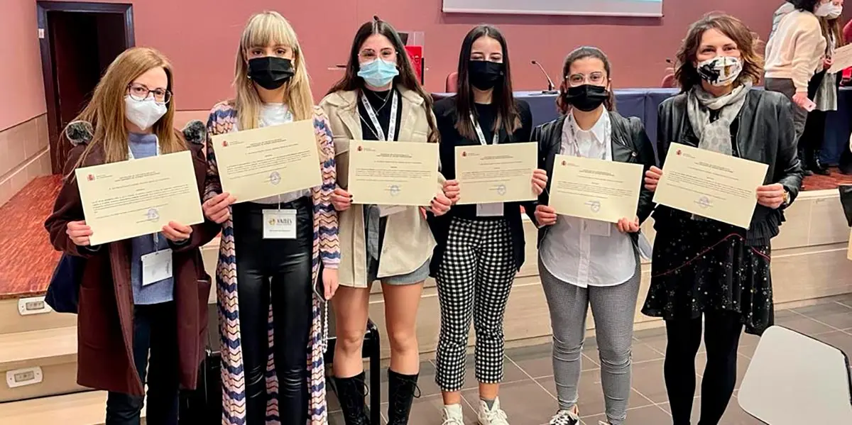 IES Valle del Ebro J&oacute;venes investigadoras premiadas