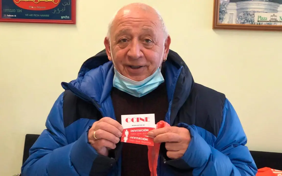 Sorteo Wilfredo Navarro recoge las dos entradas de M&ordf; del Carmen Casc&aacute;n, Tudela