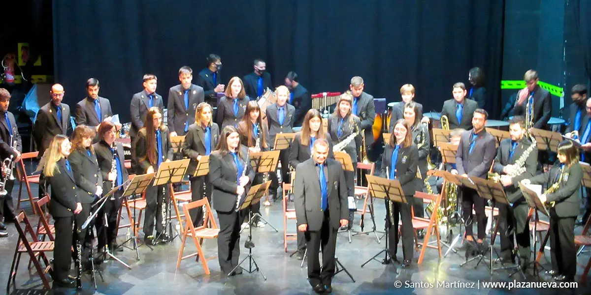La Banda de M&uacute;sica de Murchante no falt&oacute; en el concierto del D&iacute;a de Navarra