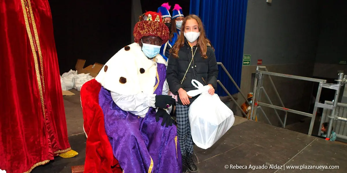 Cabalgata Reyes Magos 2022 en Ribaforada 1