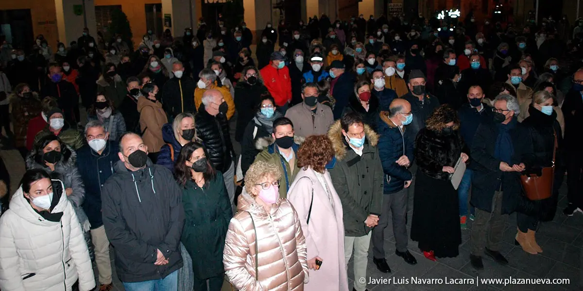 Manifestaci&oacute;n contra el asesinato de Sara Pina en Tudela 1