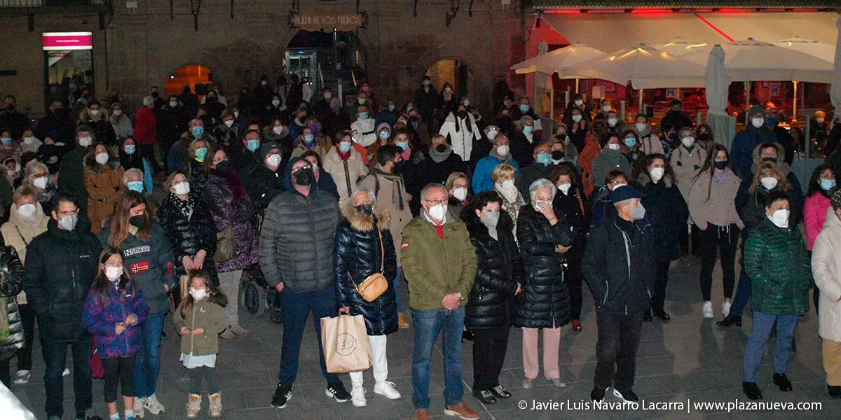 Manifestaci&oacute;n contra el asesinato de Sara Pina en Tudela 2