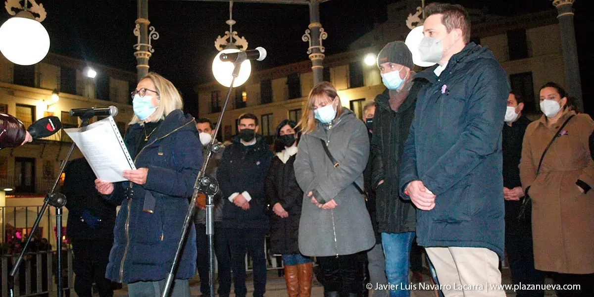 Manifestaci&oacute;n contra el asesinato de Sara Pina en Tudela 3