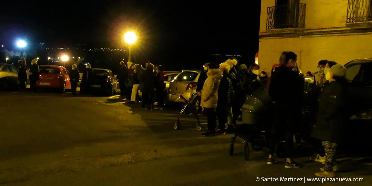 Manifestaci&oacute;n contra el asesinato de Sara Pina en Murchante 2