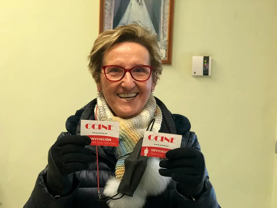 OCINE Sorteo Esperanza Zabaleta recoge las entradas de &Aacute;ngel Mar&iacute;a Lacarra Pardo