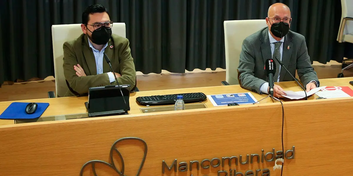El director general, Jes&uacute;s Mar&iacute;a Rodr&iacute;guez, y el consejero Bernardo Ciriza, durante la rueda de prensa de esta ma&ntilde;ana