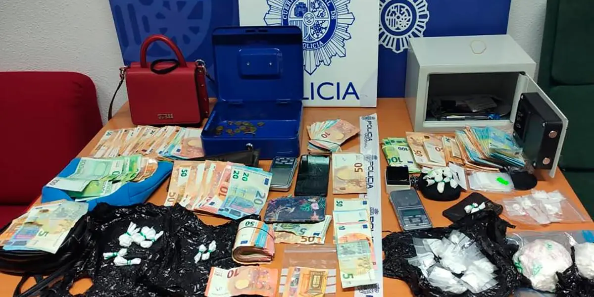 Policia nacional Sustancia y dinero intervenido