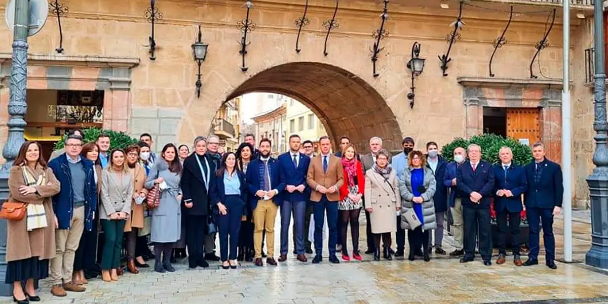 Representantes de los municipios que integran el Camino de la Vera Cruz reunidos en Caravaca