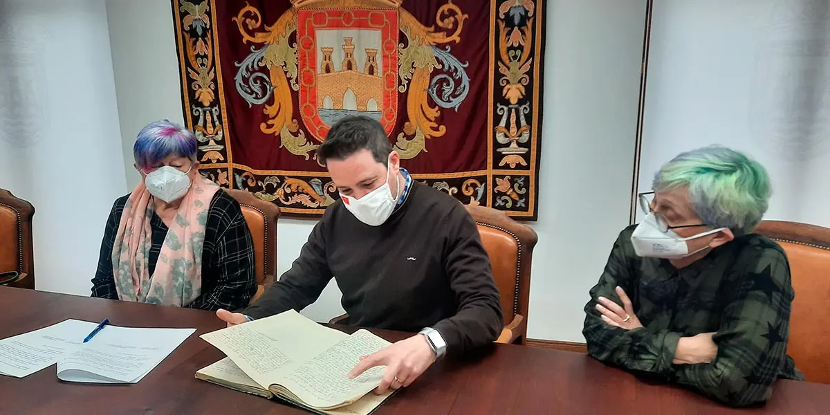 dolorosa cofrad&iacute;a fondo documental