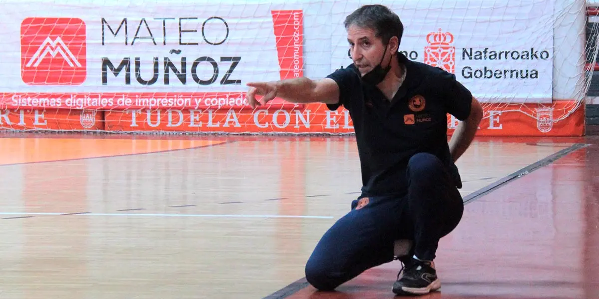 Javi Ruiz, coordinador de la Base y t&eacute;cnico del filial del Ribera Navarra FS