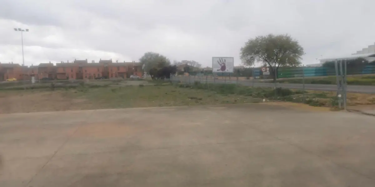 Explanada para recibir y recoer autocaravanas en Cadreita