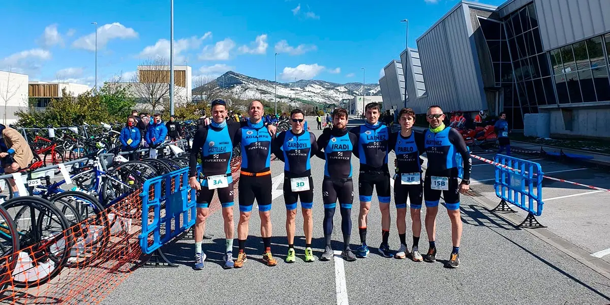 El equipo de la SDR Arenas en el Duatl&oacute;n por equipos del Valle de Eg&uuml;&eacute;s