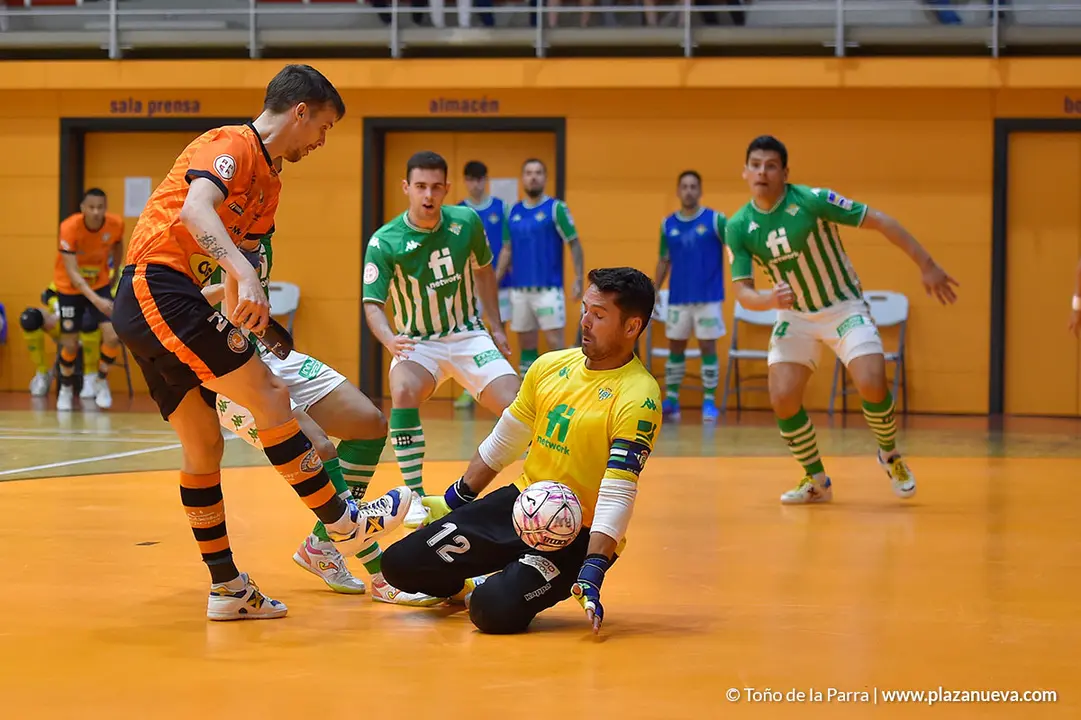 David Garc&iacute;a intenta superar a Cidao